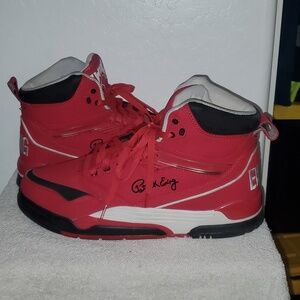 Patrick ewing center red/black/white